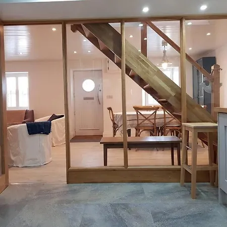 Cheerful Townhouse By The Sea Holiday home