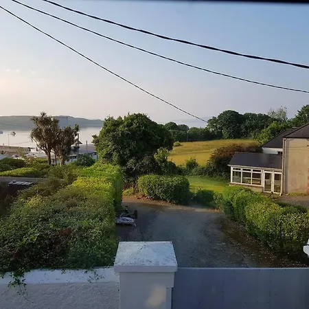 Cheerful Townhouse By The Sea * Schull