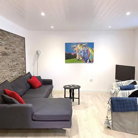 Сasa de vacaciones Cheerful Townhouse By The Sea